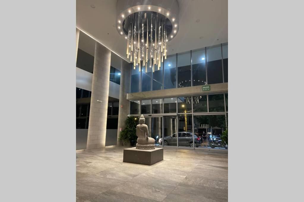 Infinitum Bocagrande-piso 26-apartamento Nuevo Apartamento *