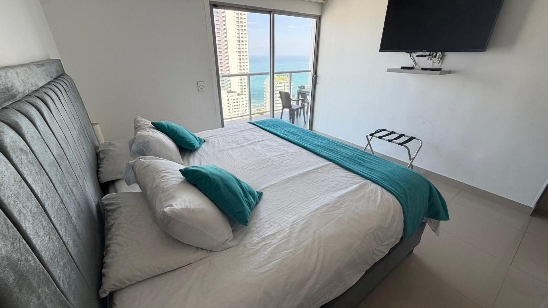 Infinitum Bocagrande-piso 26-apartamento Nuevo Apartamento