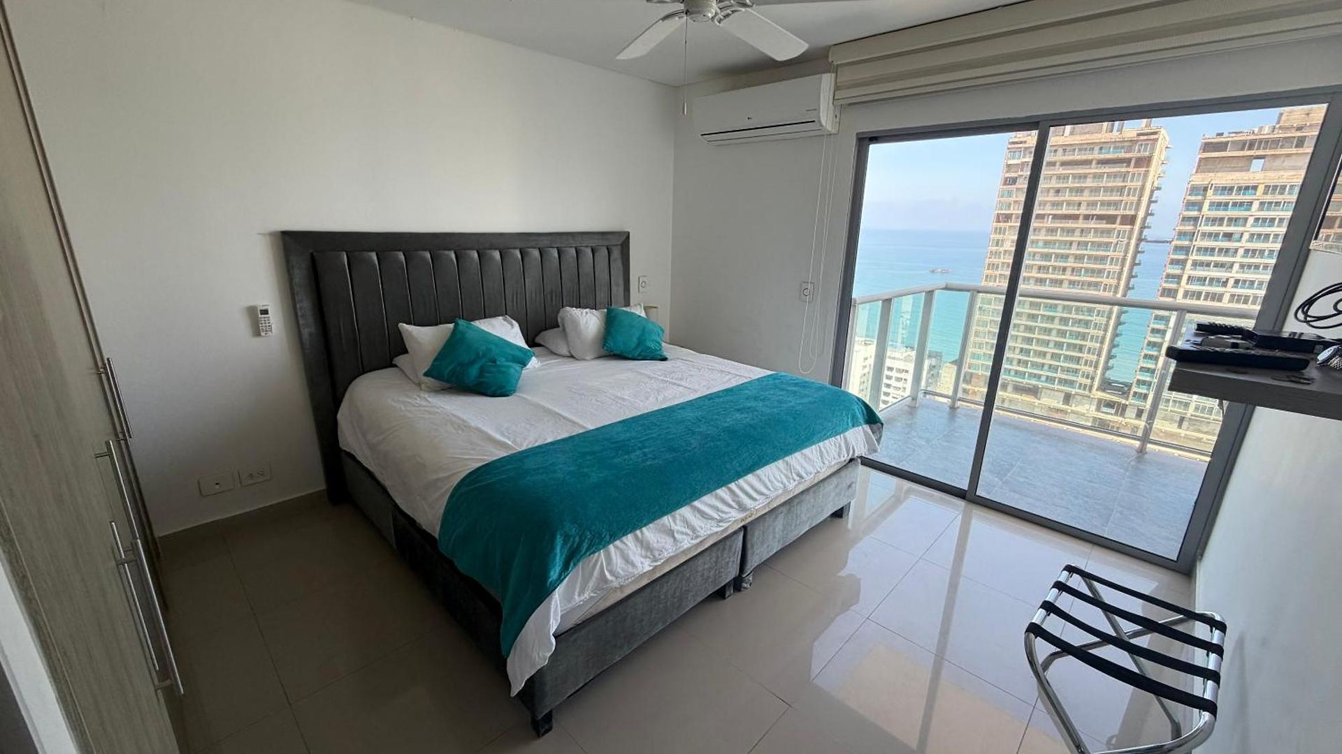 Infinitum Bocagrande-piso 26-apartamento Nuevo Cartagena