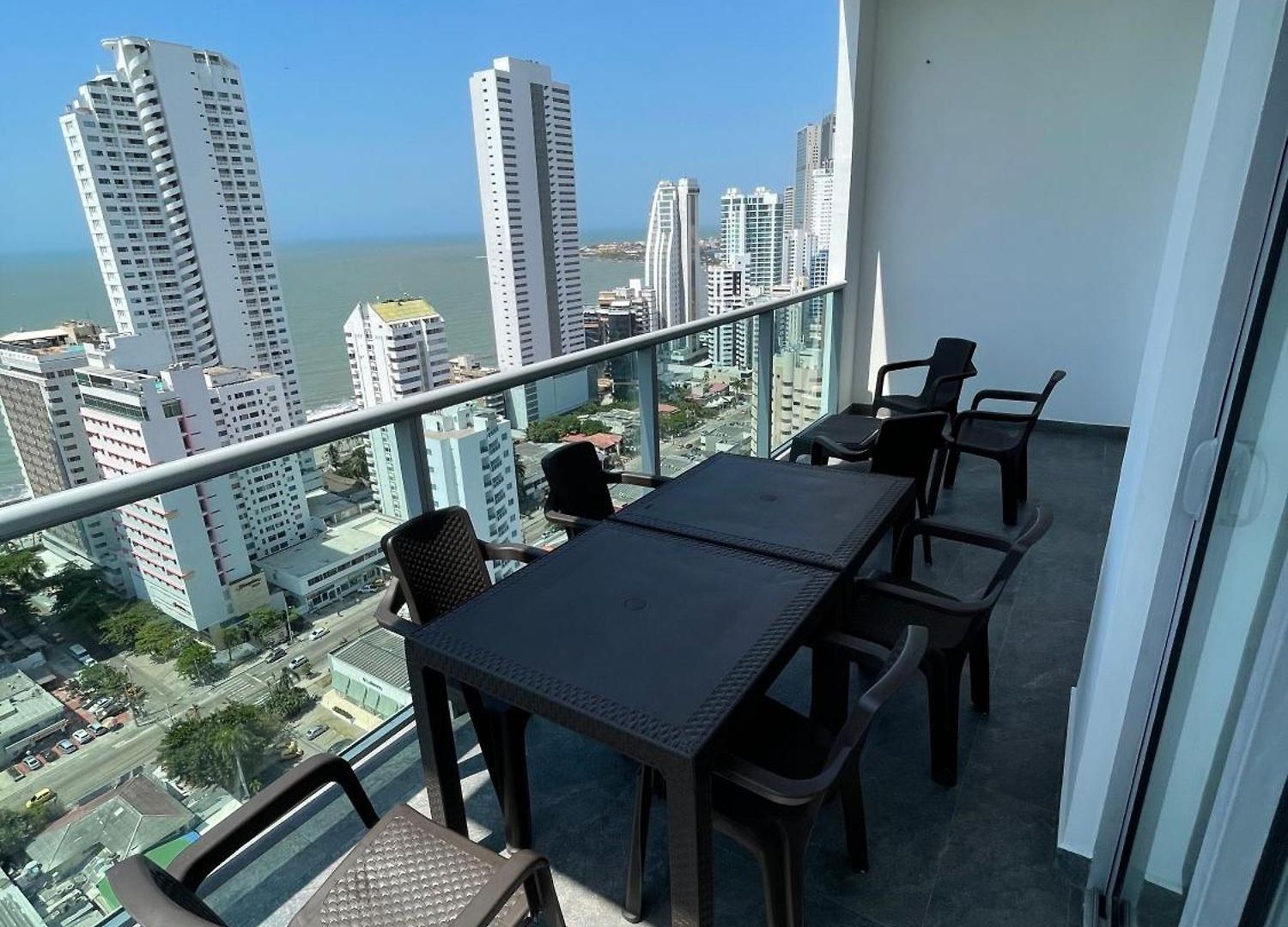 Infinitum Bocagrande-piso 26-apartamento Nuevo Cartagena