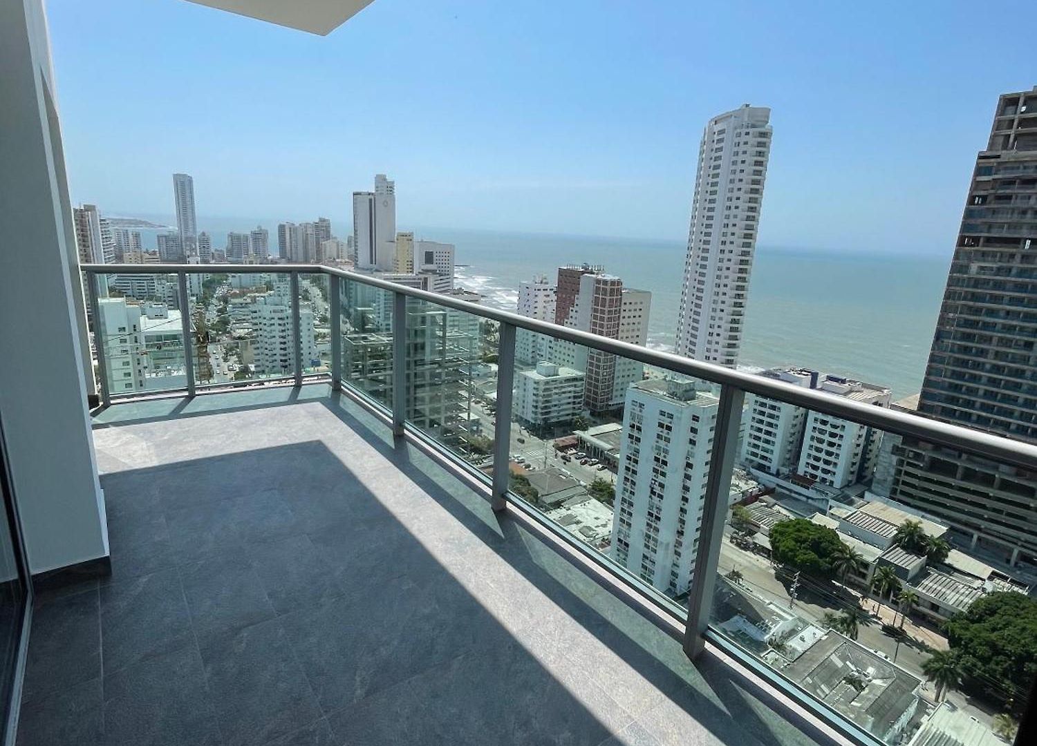 Infinitum Bocagrande-piso 26-apartamento Nuevo Apartamento
