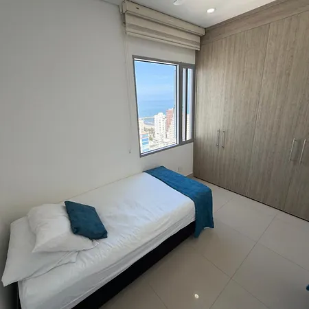 Apartamento Infinitum Bocagrande-piso 26-apartamento Nuevo *